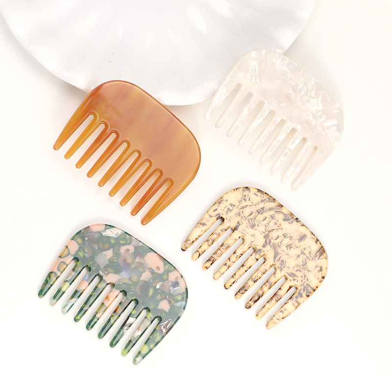 Small Semicircular Acetate Comb
