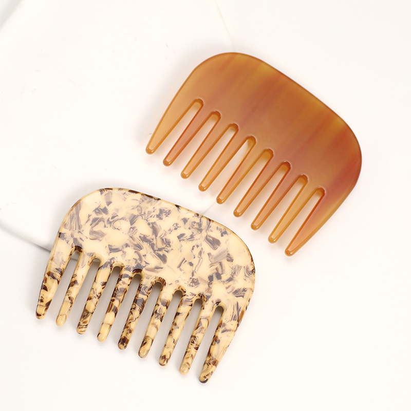 Small Semicircular Acetate Comb