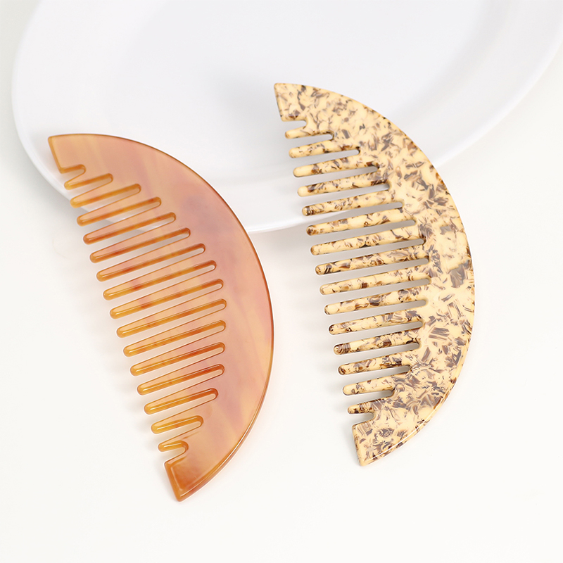 Semicircular Arch Acetate Comb