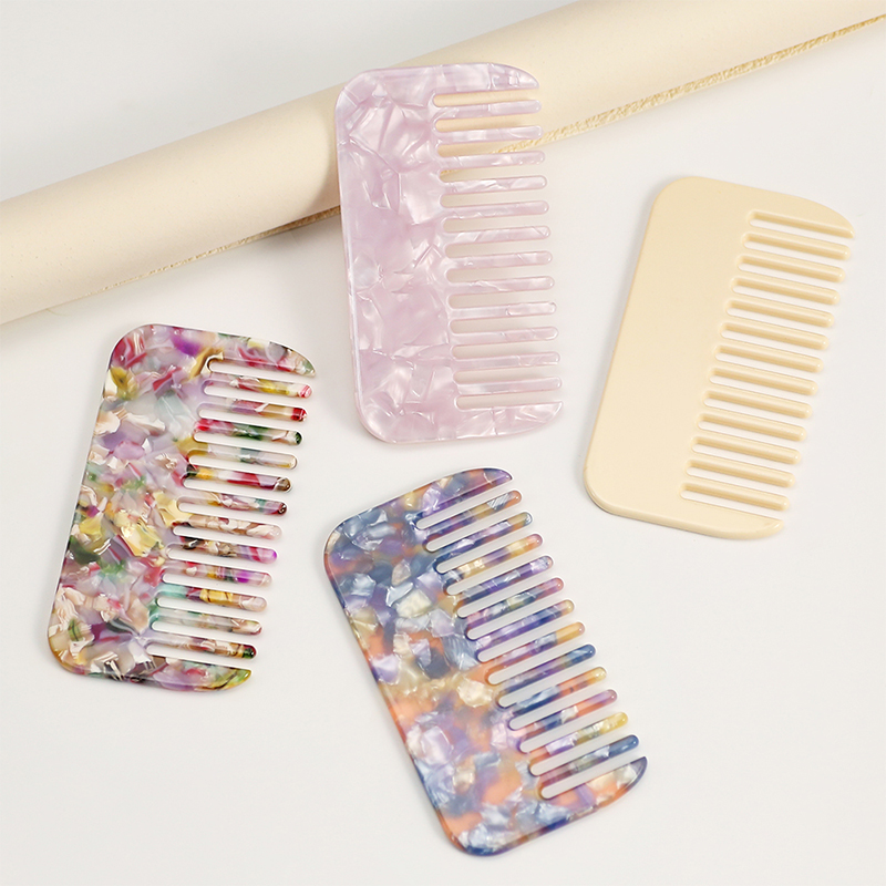 Smooth Symmetry Acetate Comb