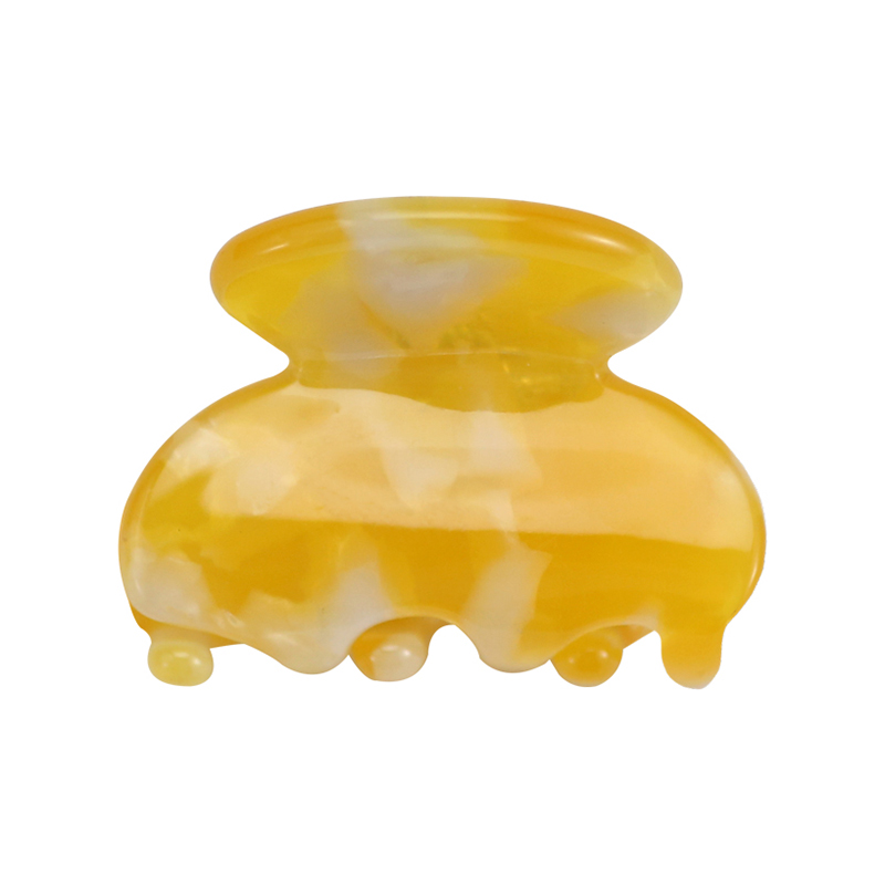 Short And Smooth Teeth Acetate Hair Claw Clip