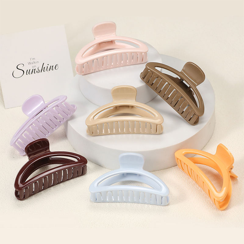 Semicircular Hollow Injected Plastic Hair Claw Clip