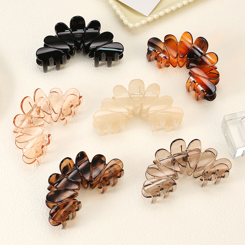 Petal Injected Plastic Hair Claw Clip