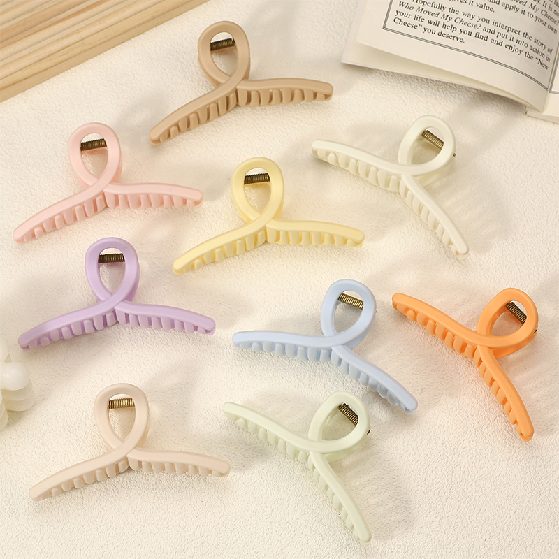10.5 cm Cross-Shaped Injected Plastic Hair Claw Clip