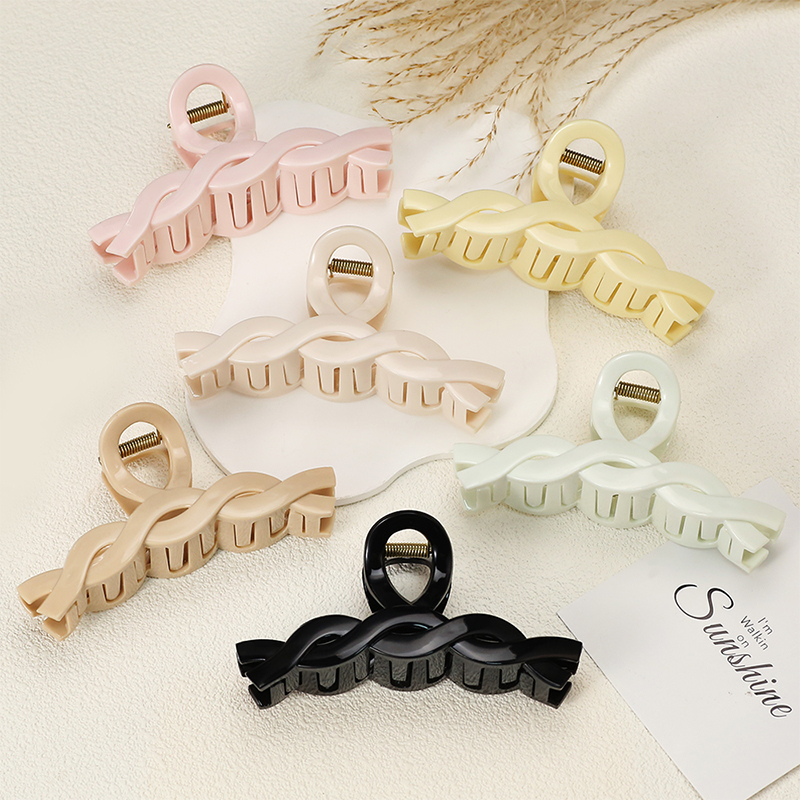 Twisted Shiny Surface Injected Plastic Hair Claw Clip