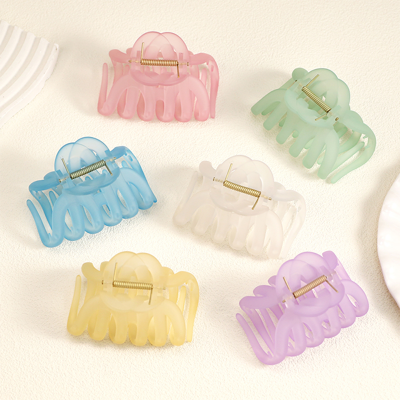 Pumpkin Injected Plastic Hair Claw Clip