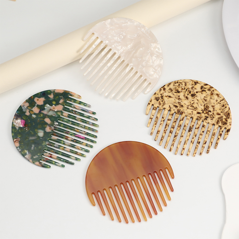 Round Acetate Comb