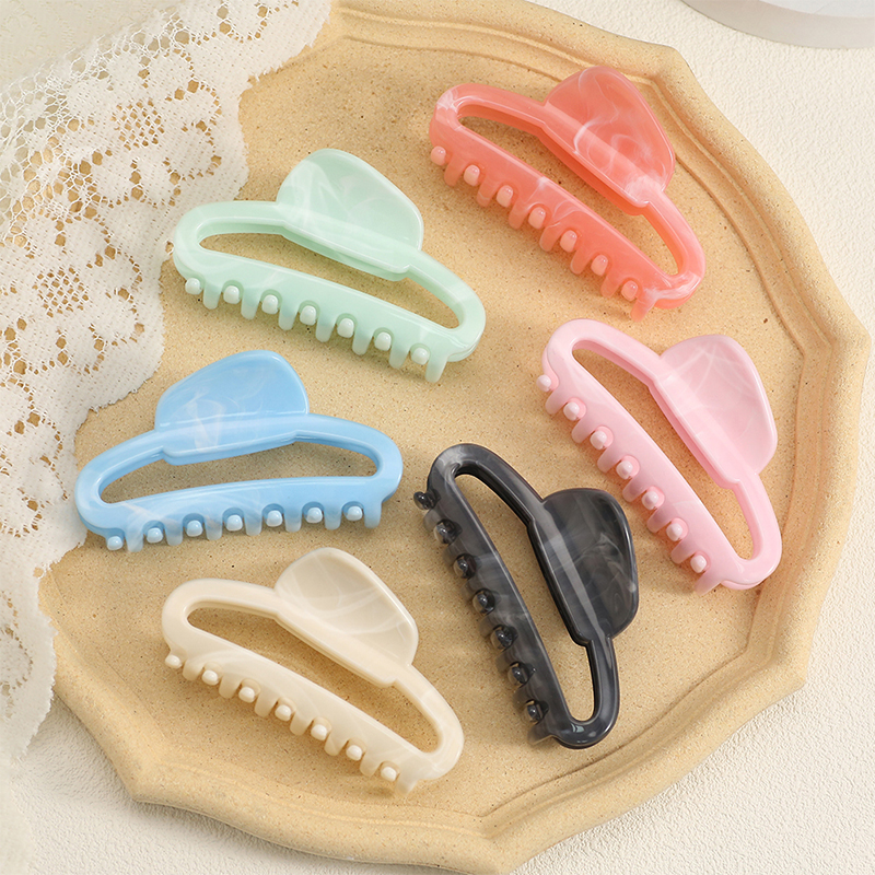 Oval Butto Injected Plastic Hair Claw Clip
