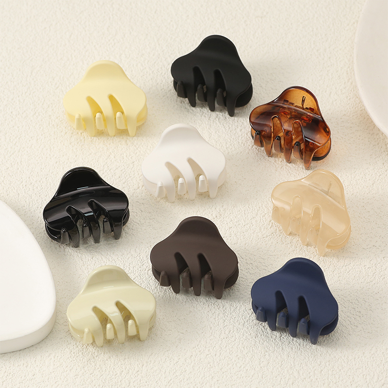 Inclined Teeth Injected Plastic Hair Claw Clip