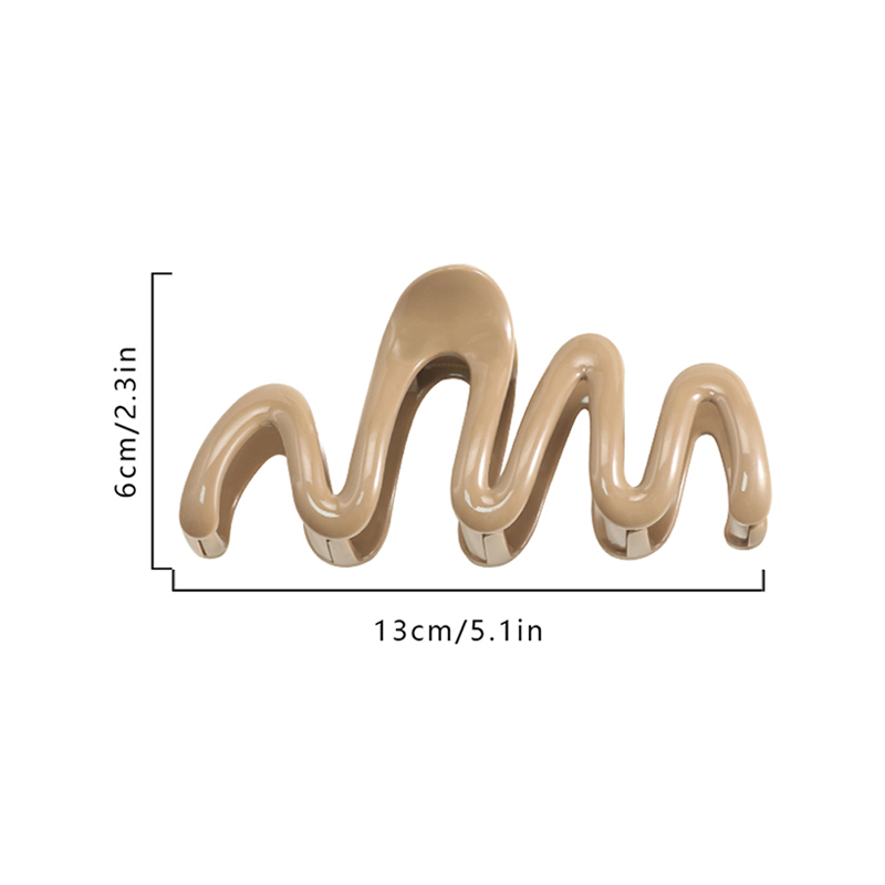 Curve Injected Plastic Hair Claw Clip