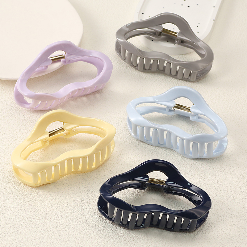 Cloud Injected Plastic Hair Claw Clip
