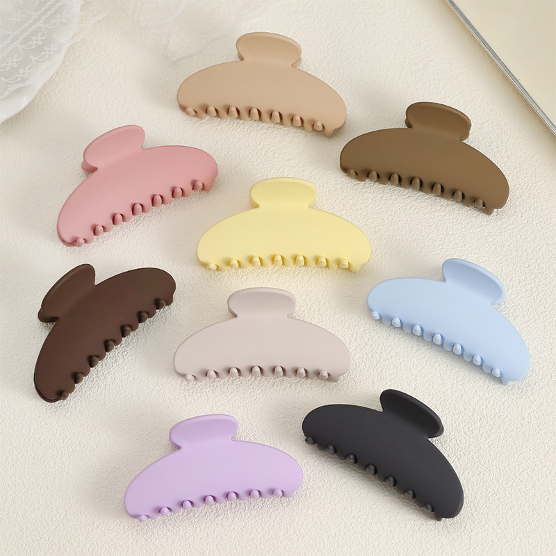 Long Fan-Shaped Injected Plastic Hair Claw Clip