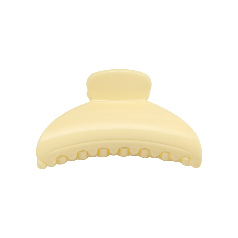 Scalloped Injected Plastic Hair Claw Clip
