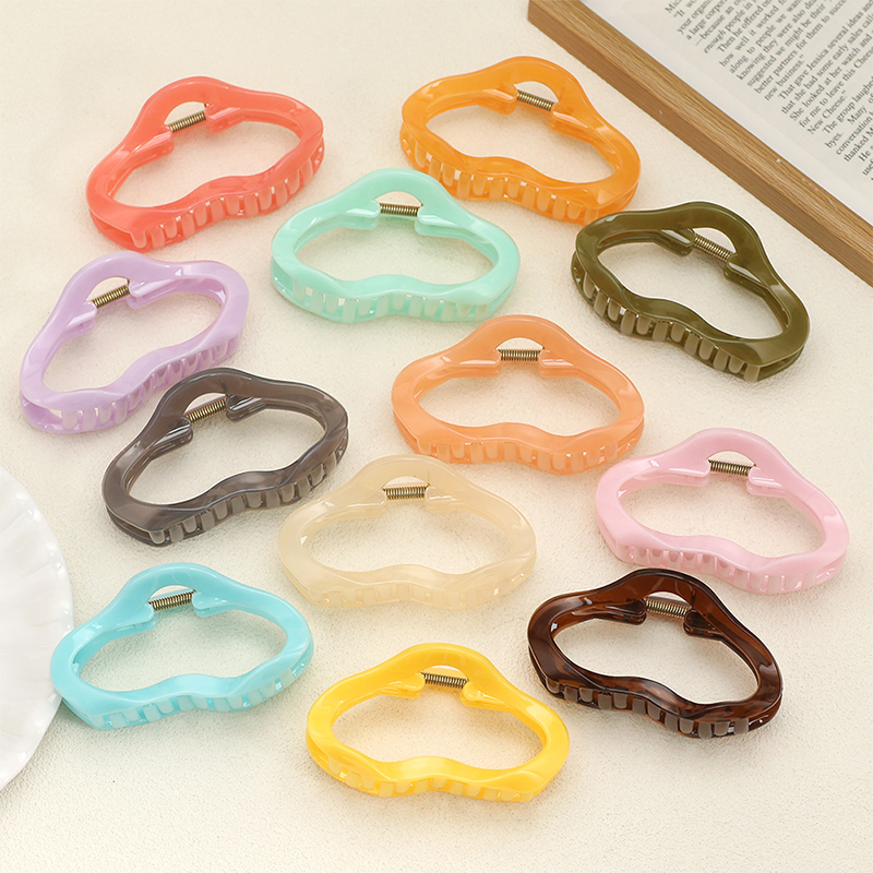 Cloud Injected Plastic Hair Claw Clip