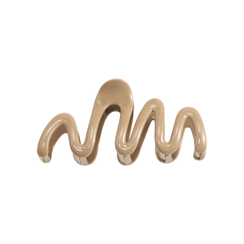 Curve Injected Plastic Hair Claw Clip
