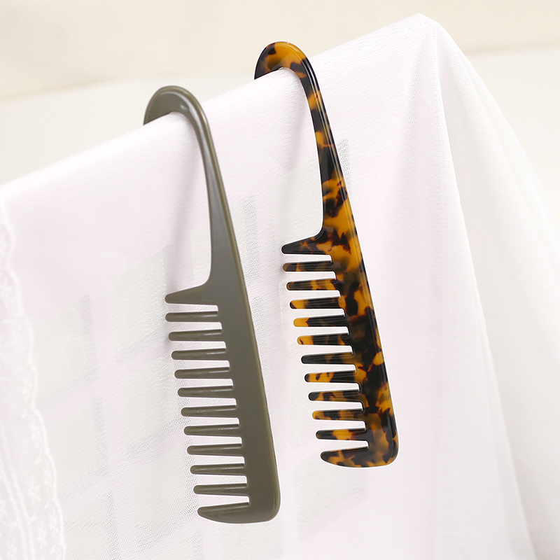 J-Handle Acetate Comb