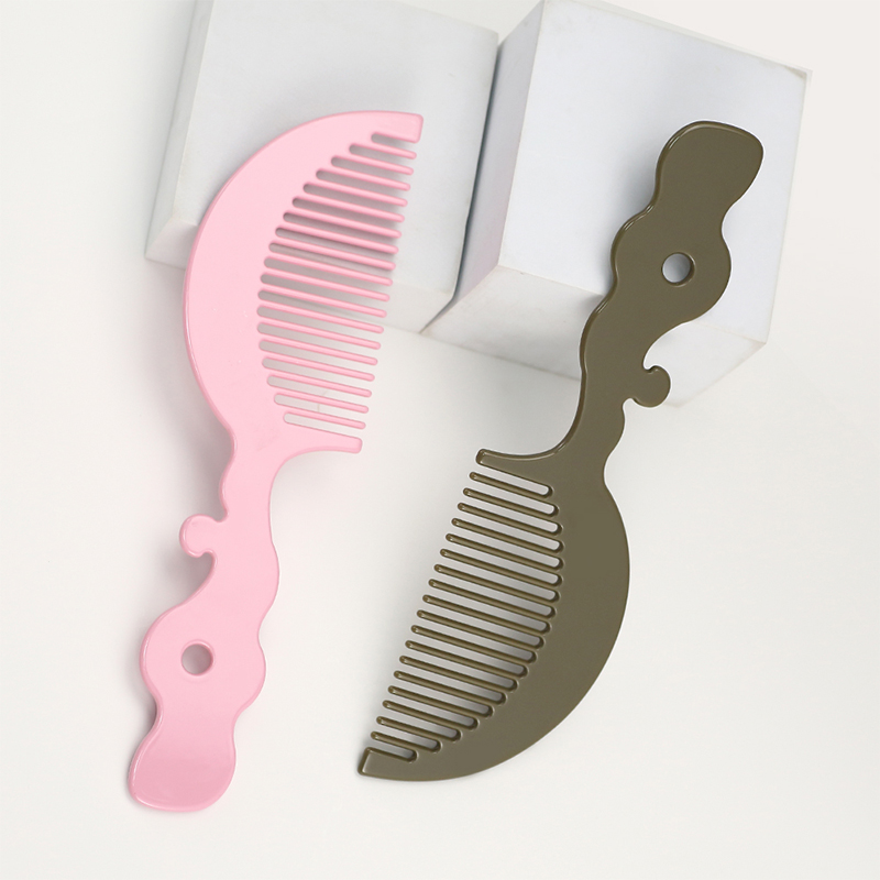 Irregular Handle Acetate Comb