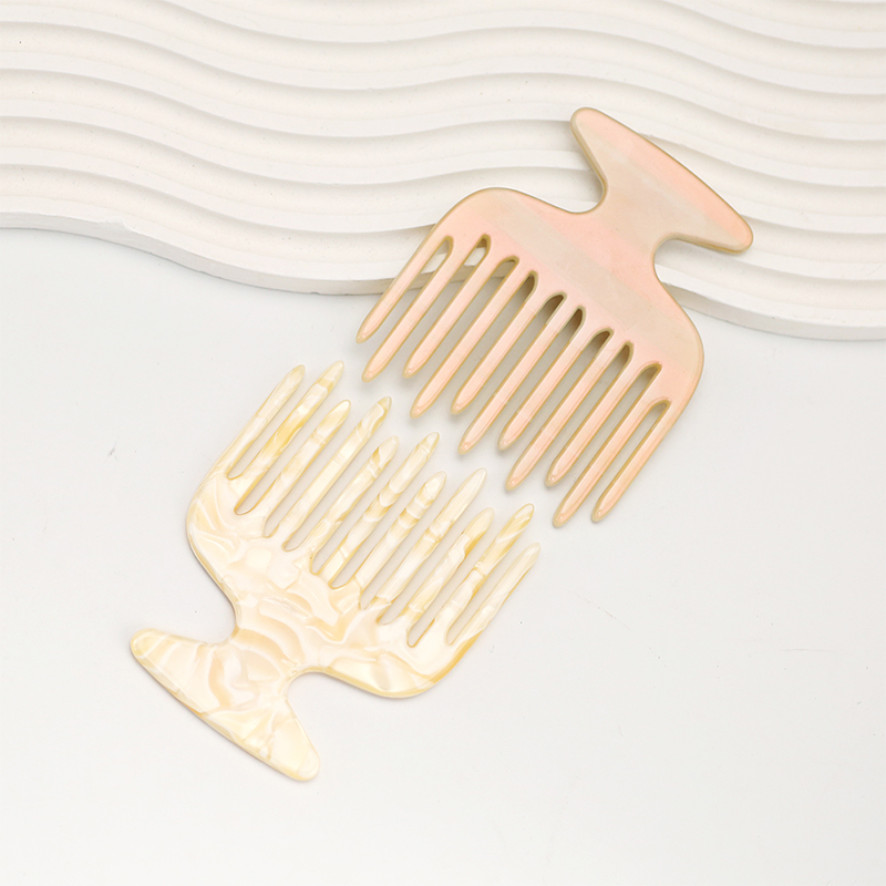 Comb Teeth Of Different Lengths Acetate Comb