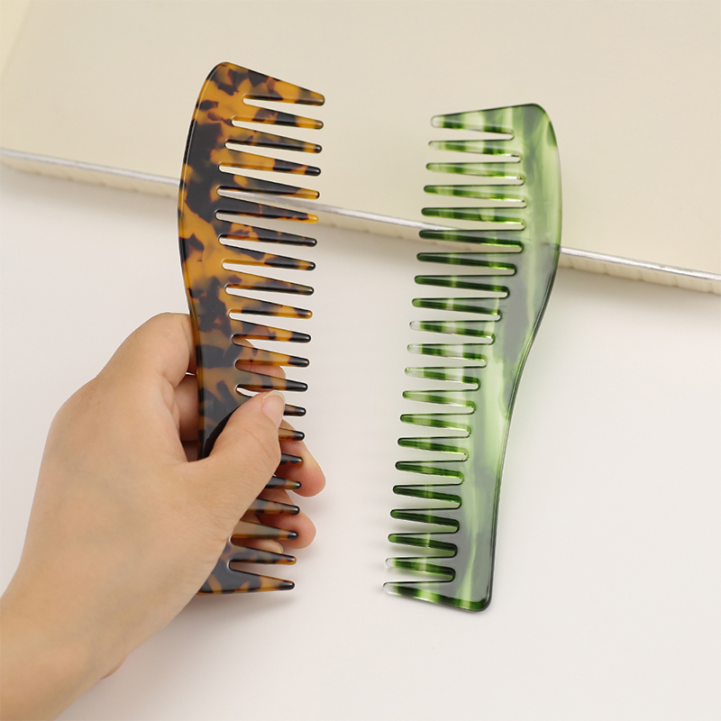 Suitable Acetate Comb For Gripping