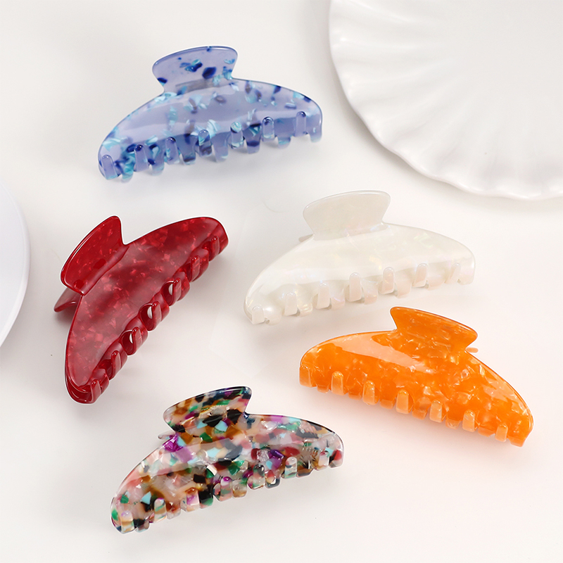 Fan-Shaped Long Teeth Acetate Hair Claw Clip