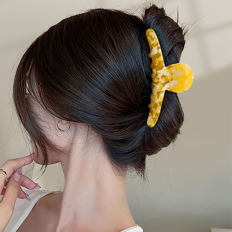 Narrow And Firm Acetate Hair Claw Clip
