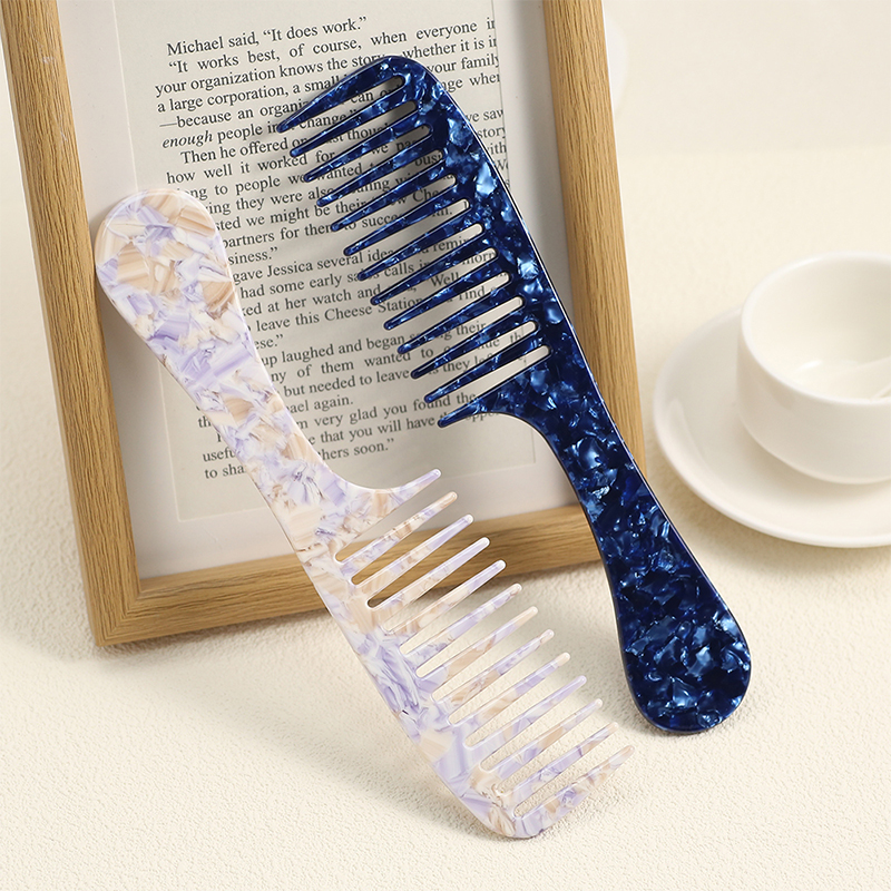 Comfortable Grip Acetate Comb