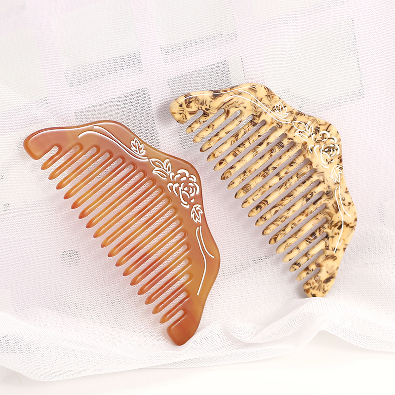 Semi-Circular Shape Acetate Comb With Pattern