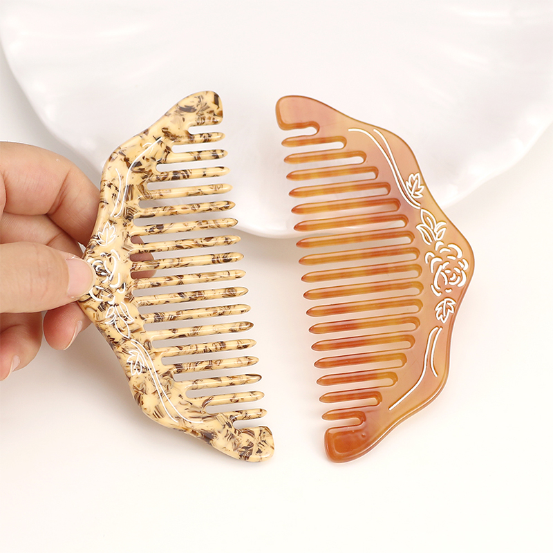 Semi-Circular Shape Acetate Comb With Pattern