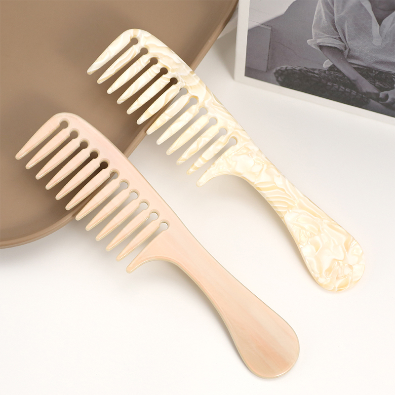 Needle Teeth Acetate Comb