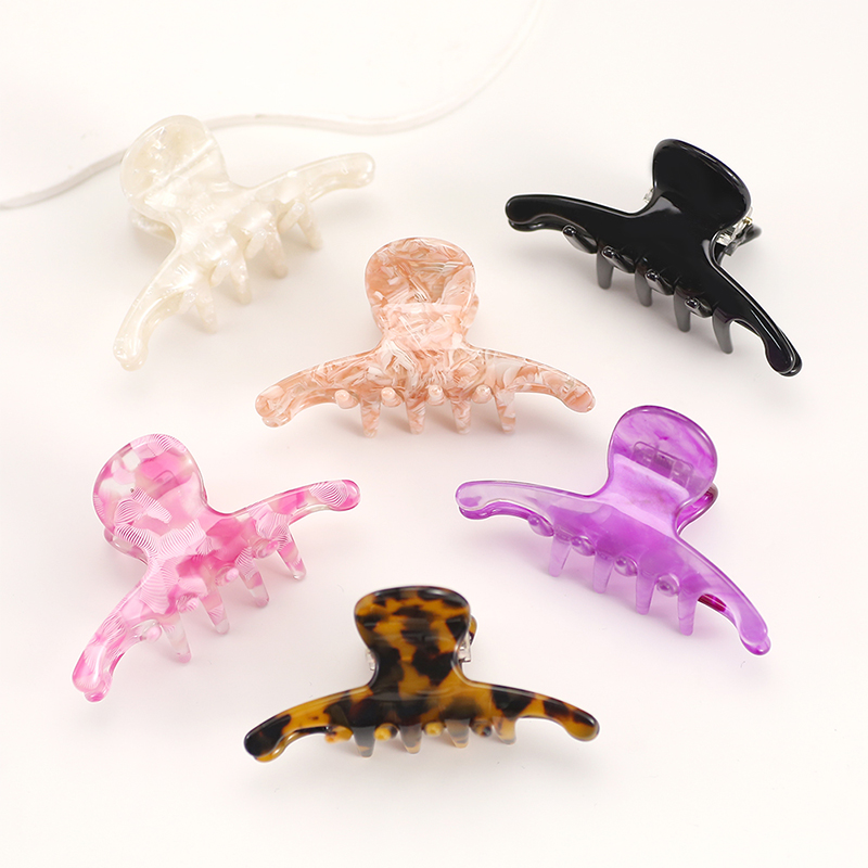 Beautiful Straight Lines Acetate Hair Claw Clip