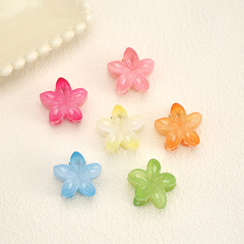Smooth Plumeria Marble Injected Plastic Hair Claw Clip