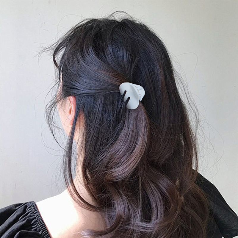 Inclined Teeth Injected Plastic Hair Claw Clip