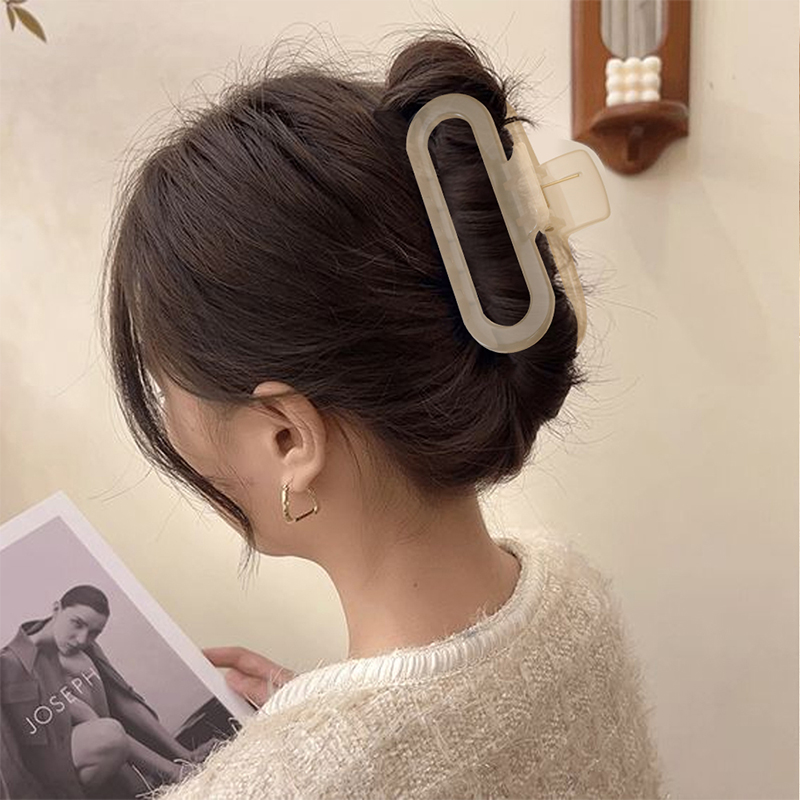 Oval Injected Plastic Hair Claw Clip