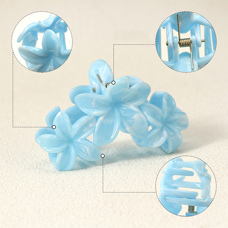 Three Flowers Injected Plastic Hair Claw Clip