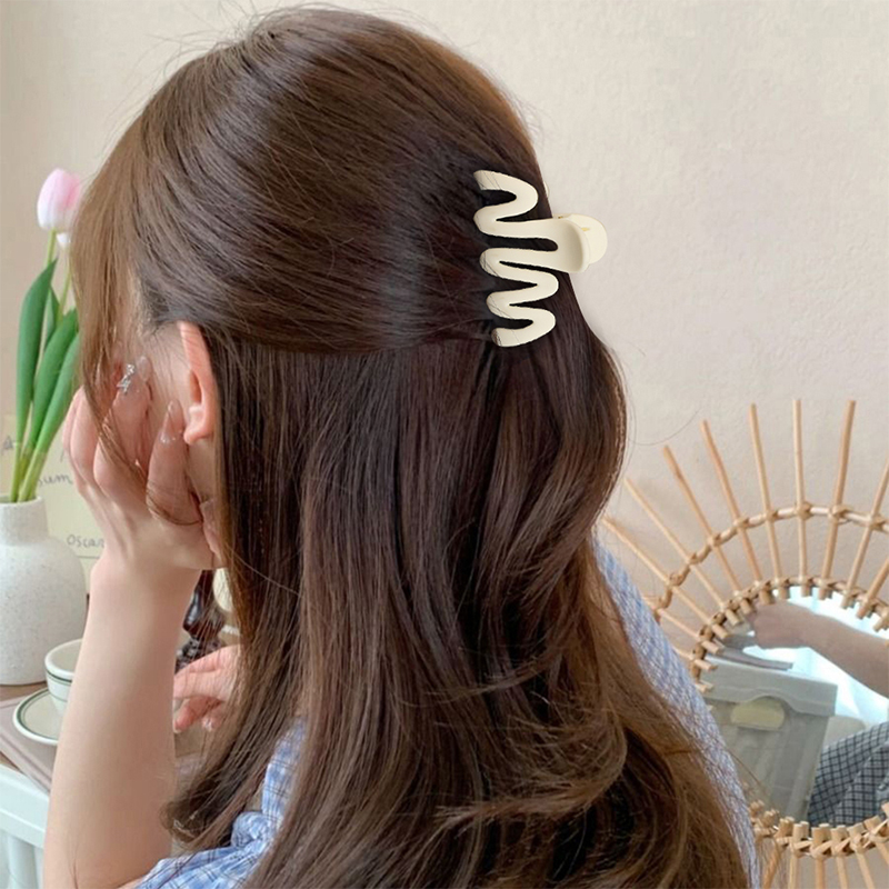 Curve Frosting Injected Plastic Hair Claw Clip
