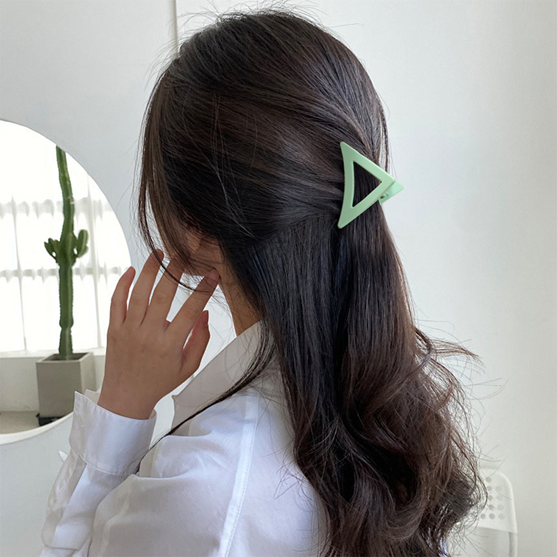 Triangular Hollow Eraser Injected Plastic Hair Claw Clip