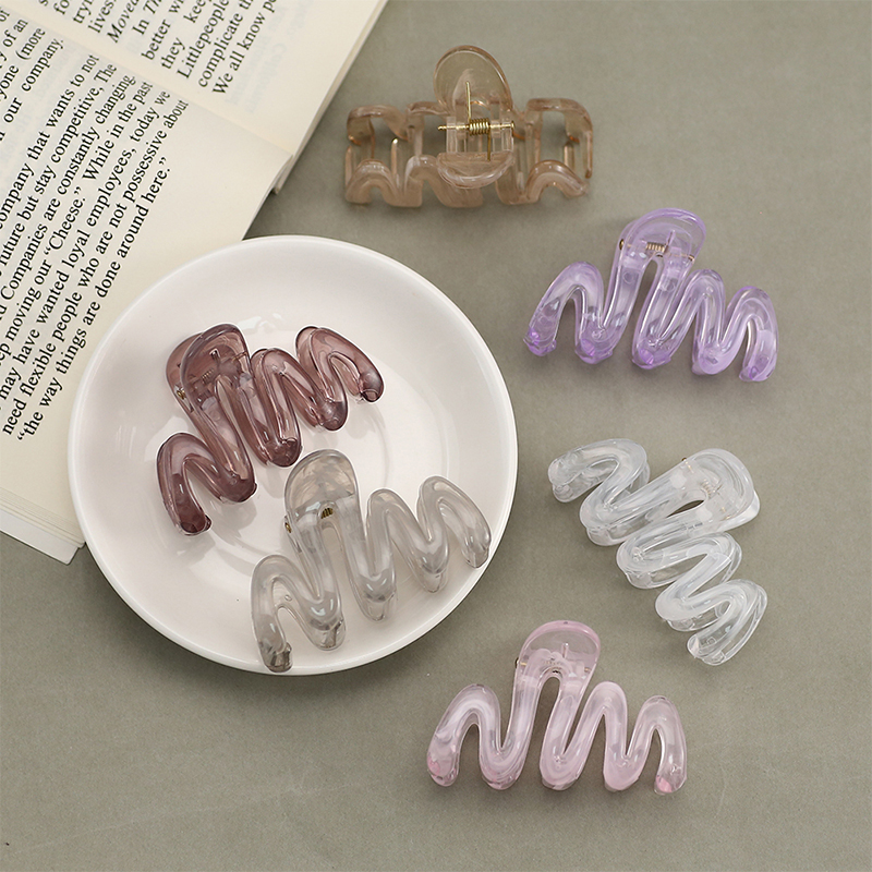Curve Frosting Injected Plastic Hair Claw Clip